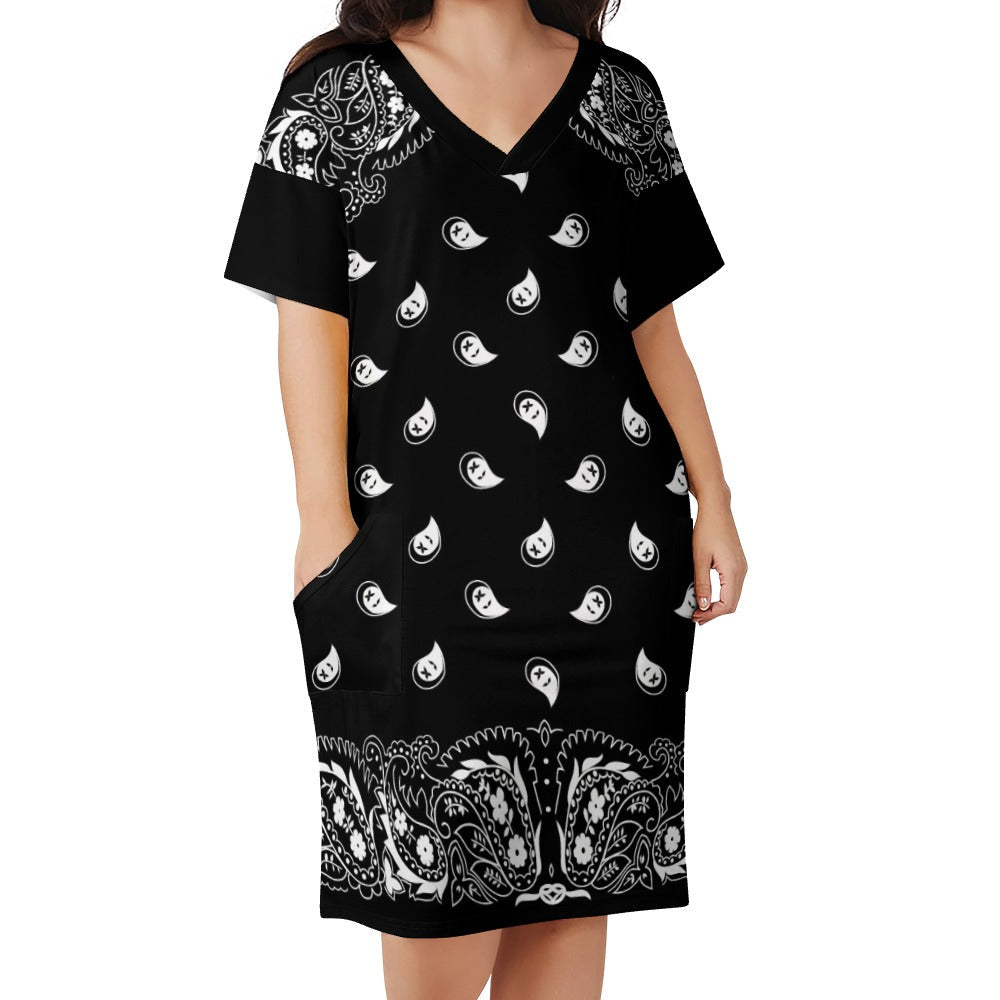 Bandana Print Loose Fit V-Neck Dress with Pockets (Plus size)