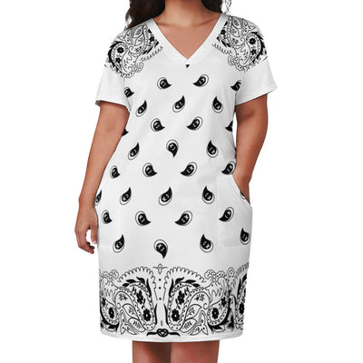 Bandana Print Loose Fit V-Neck Dress with Pockets (Plus size)