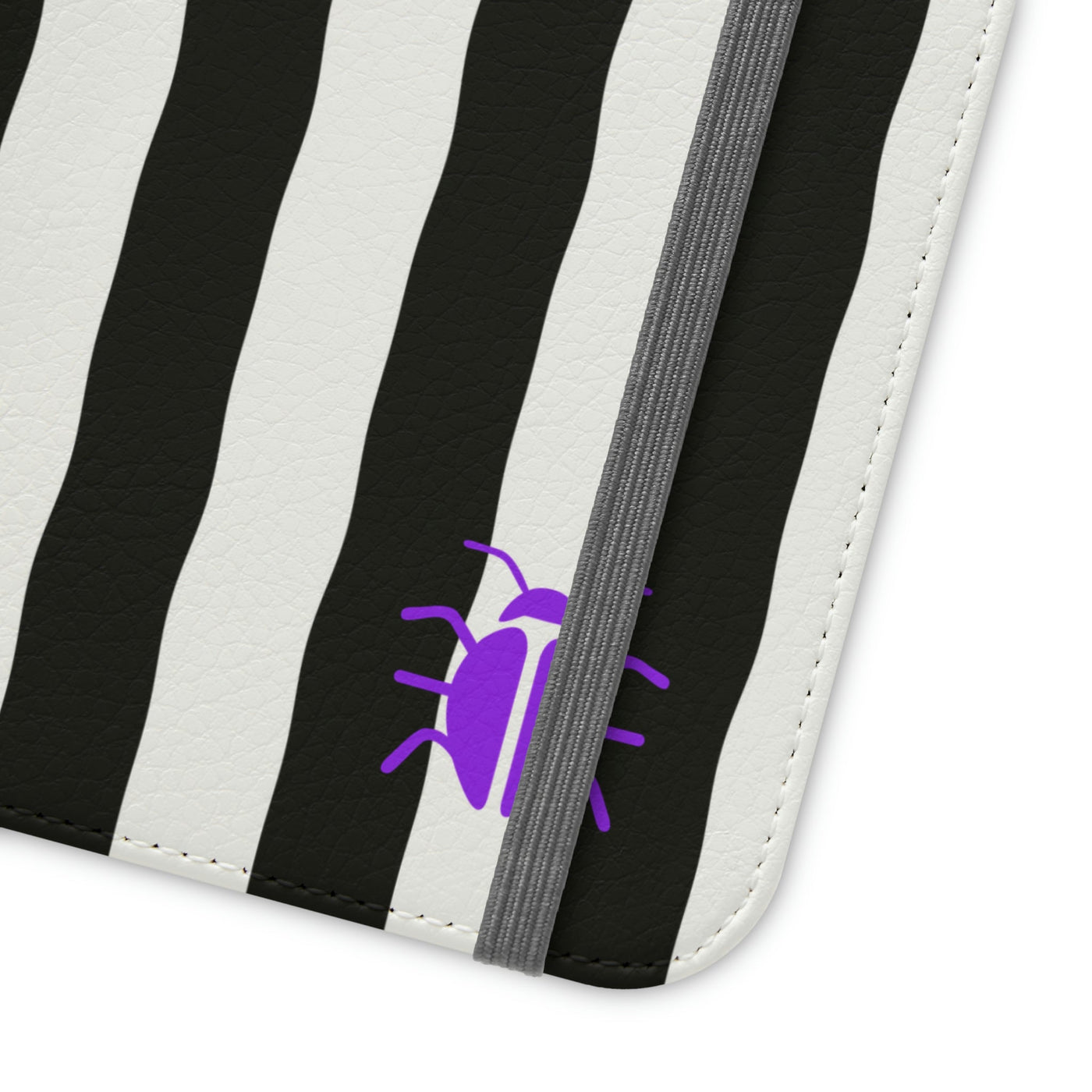 Beetlejuce & Sandworm Street Style | Horror Freak Flip Wallet Phone Case
