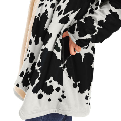 Funky Cowhide Pattern Sherpa Cloak | Short sleeves Microfleece Cloak
